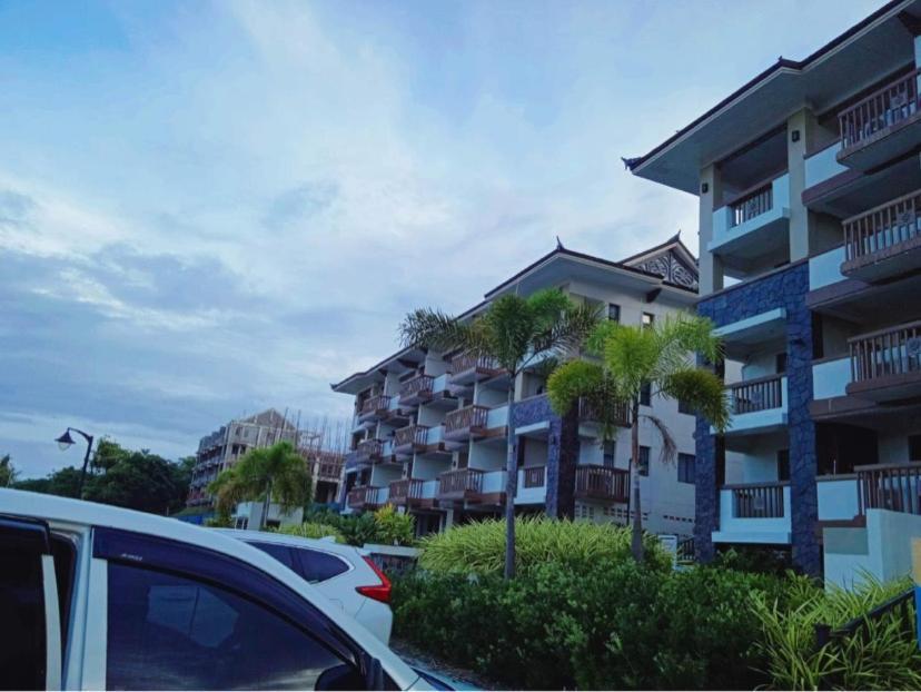 Kembali Condo Resort With Sea View Davao Exterior photo